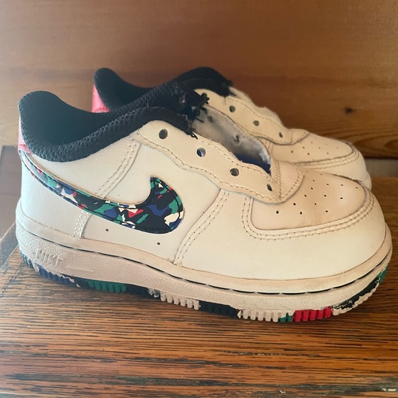 Nike Air Force 1 Low GS 'Crayon White Multi' Sz 7C - Picture 8 of 10